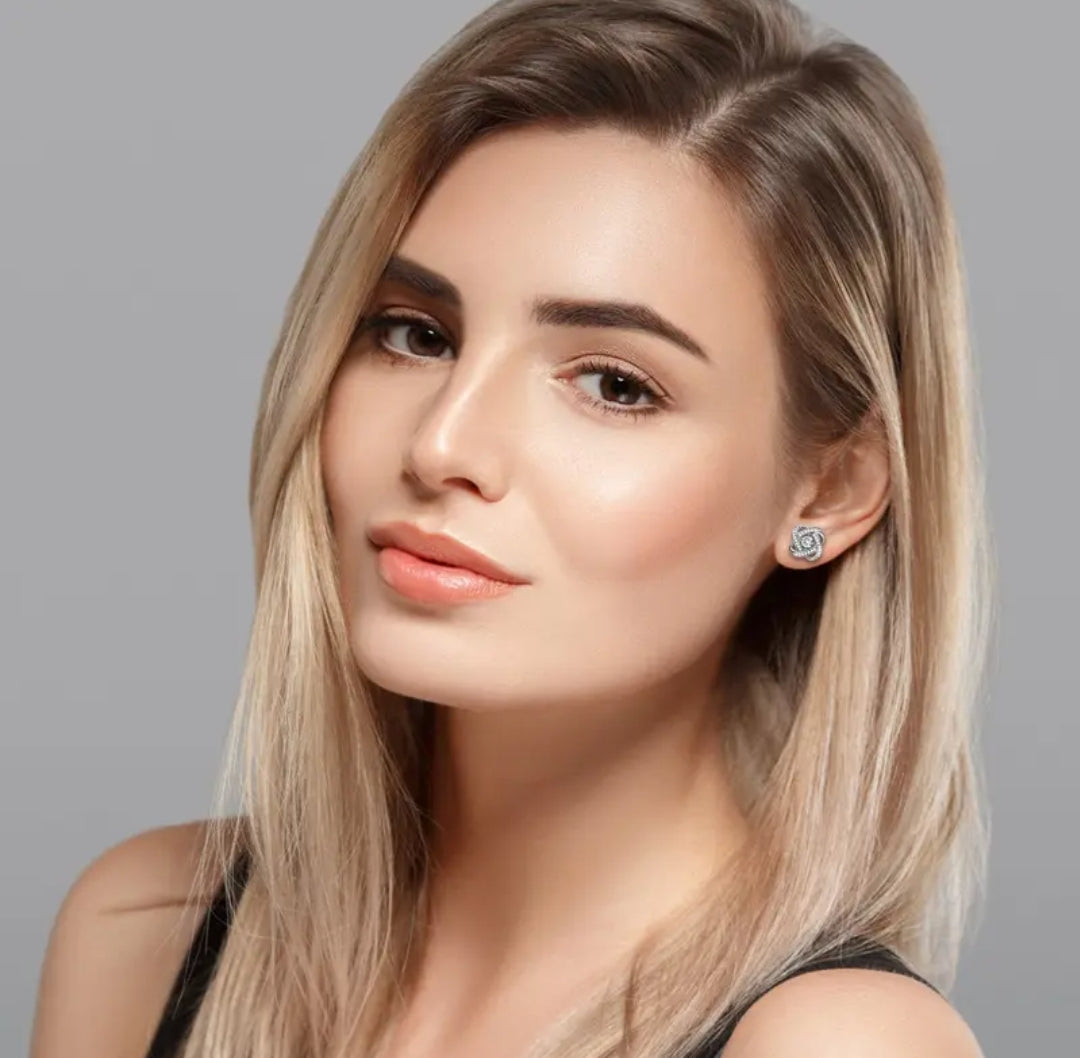 Twist stud moissanite earrings