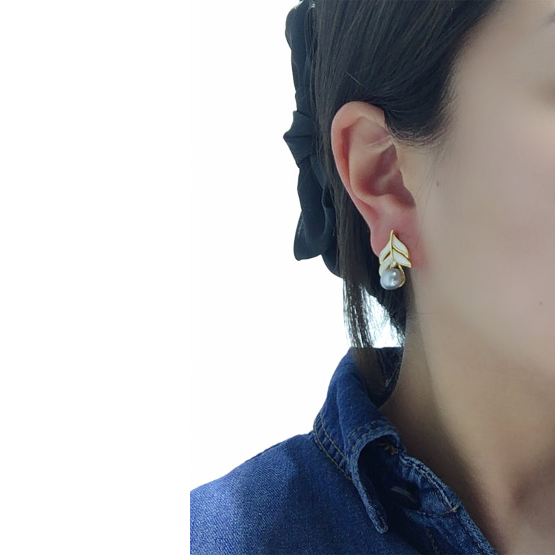 Handmade Natural Freshwater Pearl Earrings.