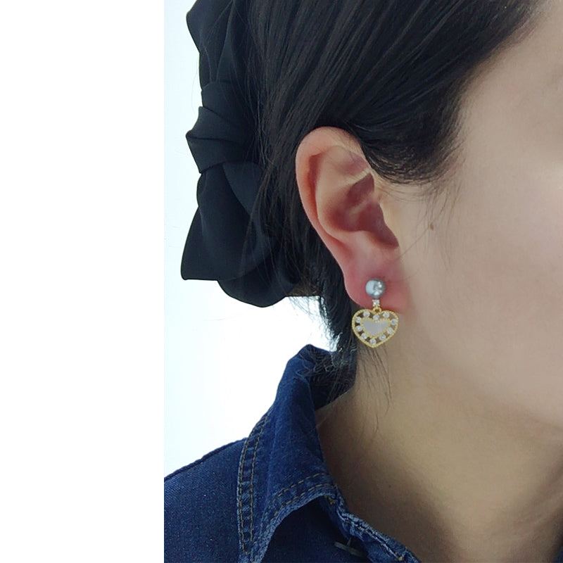 Handmade Natural Freshwater Pearl Earrings.