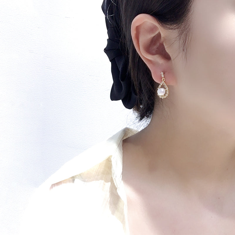 Handmade Natural Freshwater Pearl Earrings.