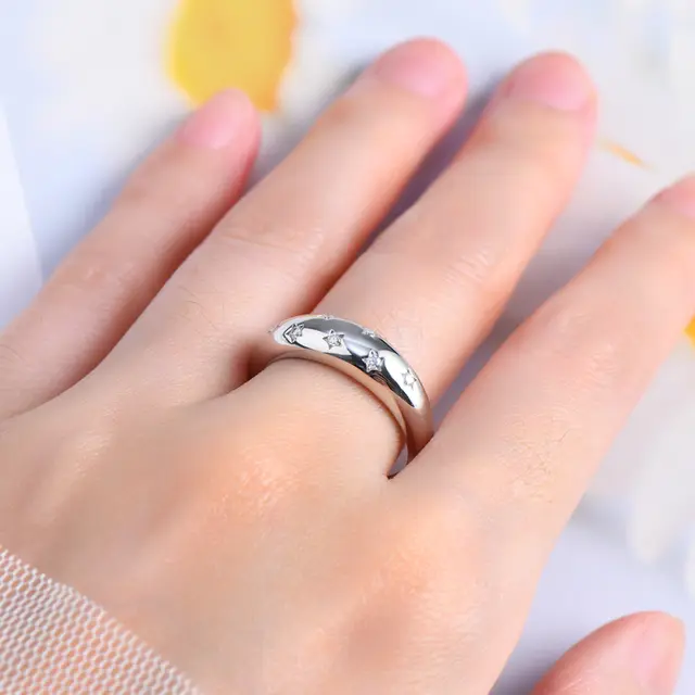 Star moissanite ring