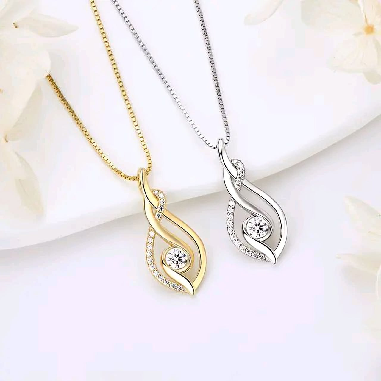 4mm twist Moissanite pendant necklace