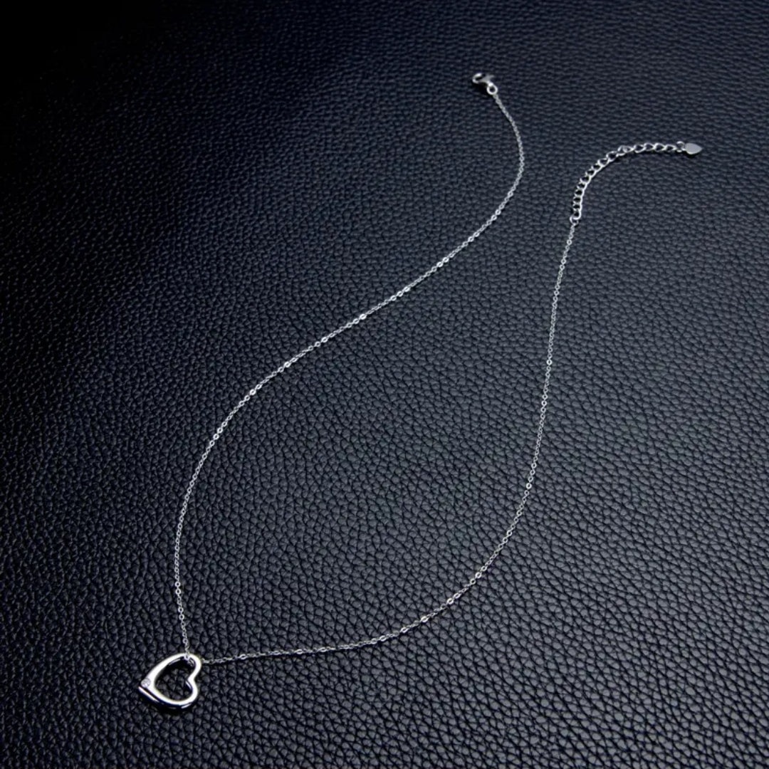 Heart shape Moissanite pendant necklace