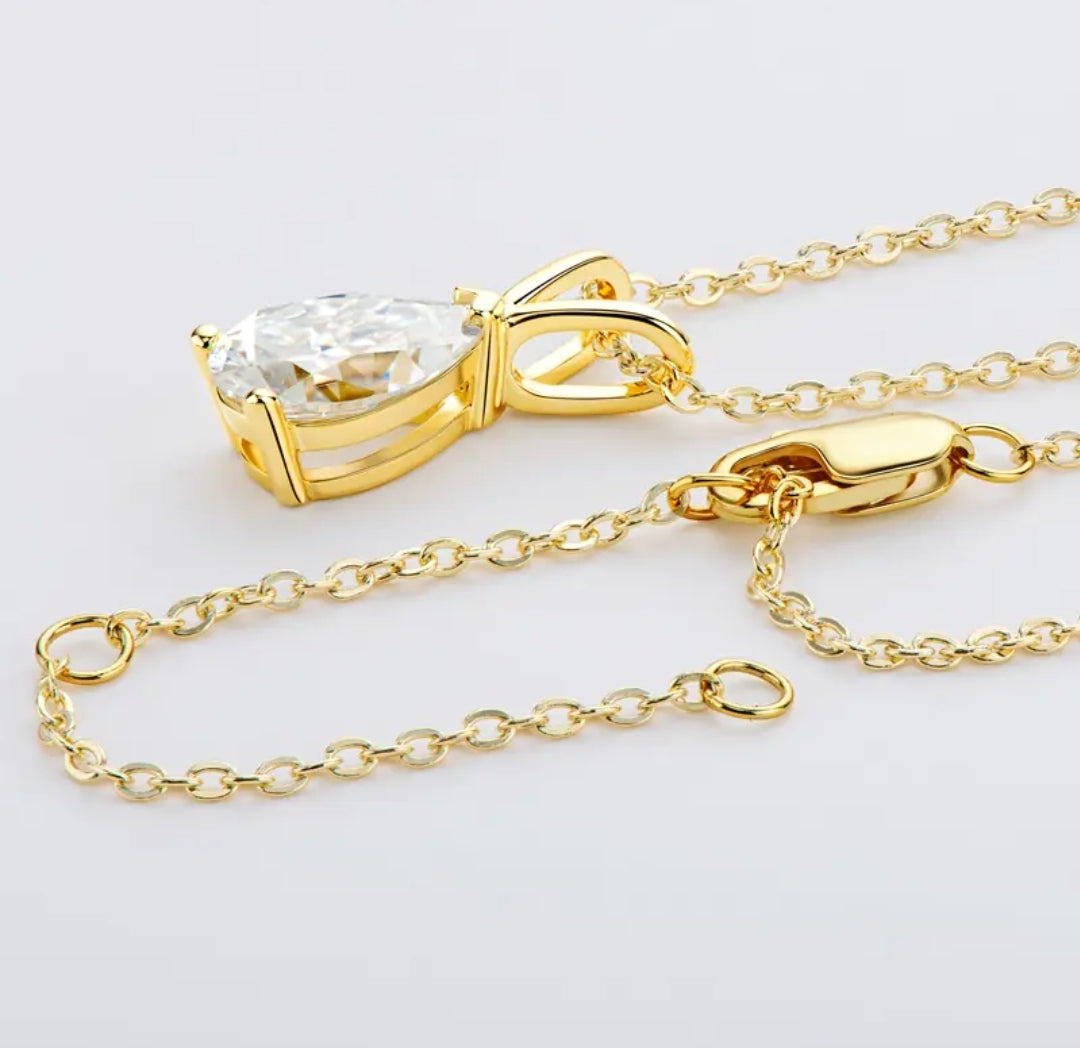 1.5ct Moissanite pendant necklace