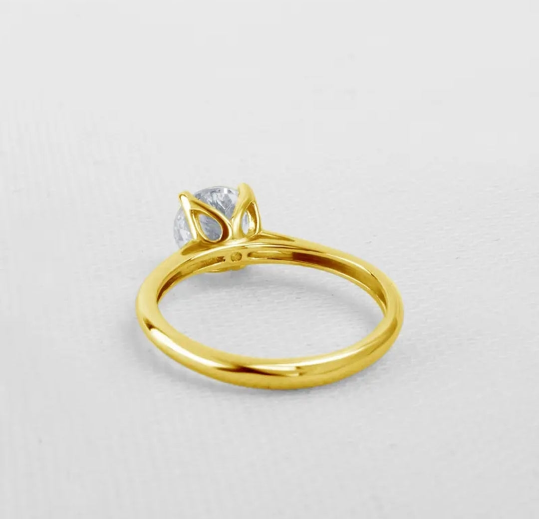 10k solid gold ring with 7mm moissanite