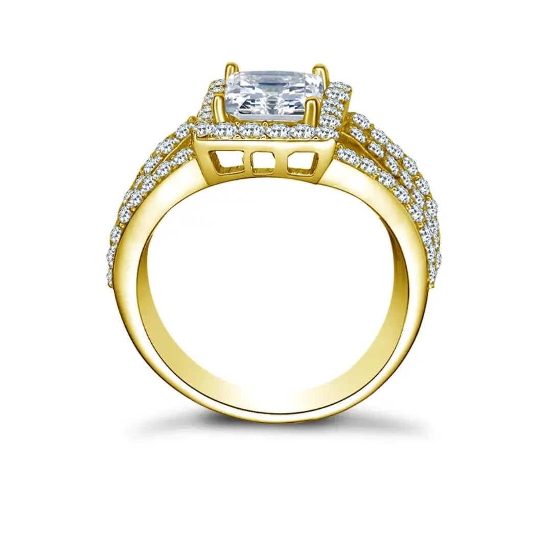 Princess cut 1.2ct moissanite gold ring