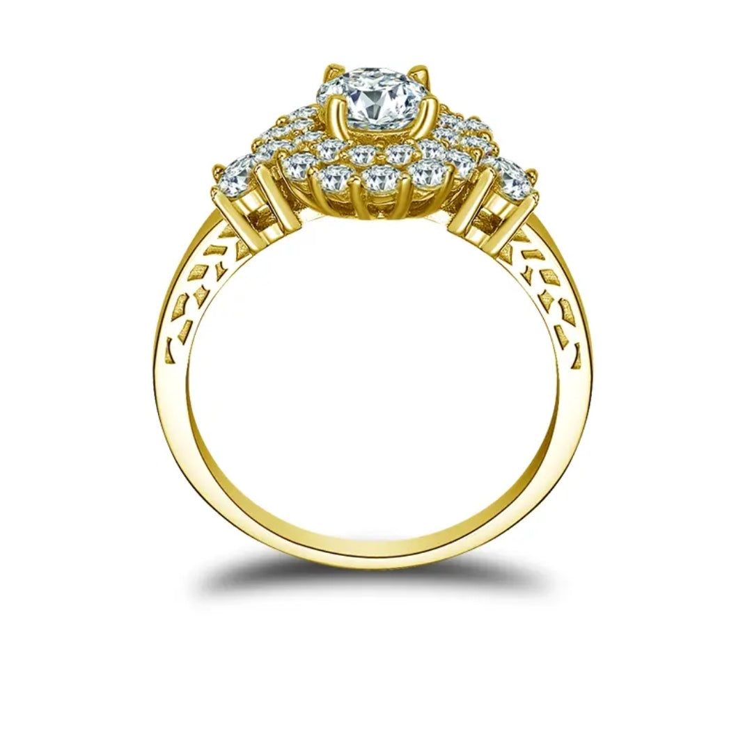 0.6ct unique moissanite gold ring