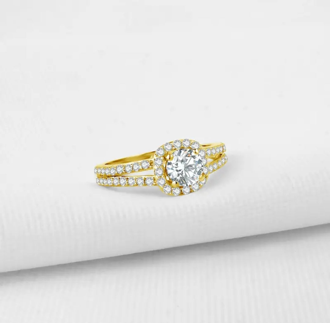 0.6ct fine moissanite gold ring
