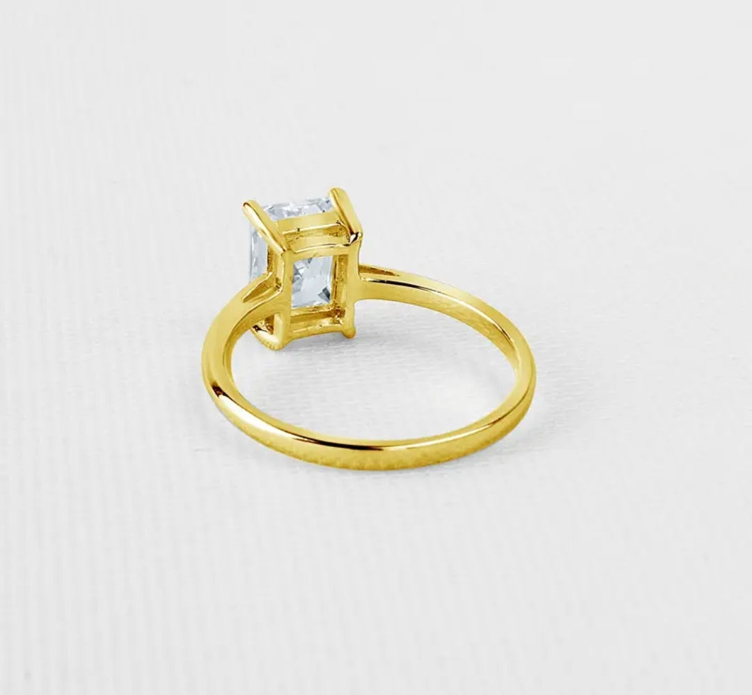 10k gold ring with 1.2ct radiant cut moissanite