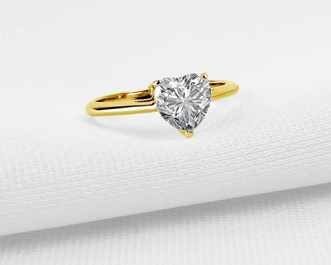 10k gold ring with 1.2ct heart shape moissanite