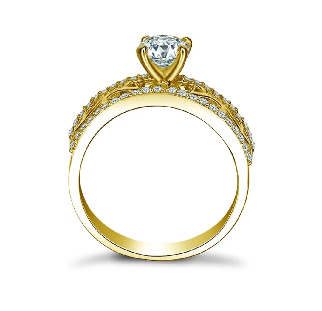 10k gold ring with 0.6ct round cut moissanite