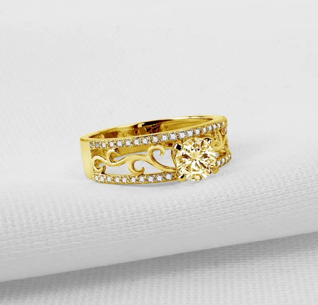 10k gold ring with 0.6ct round cut moissanite