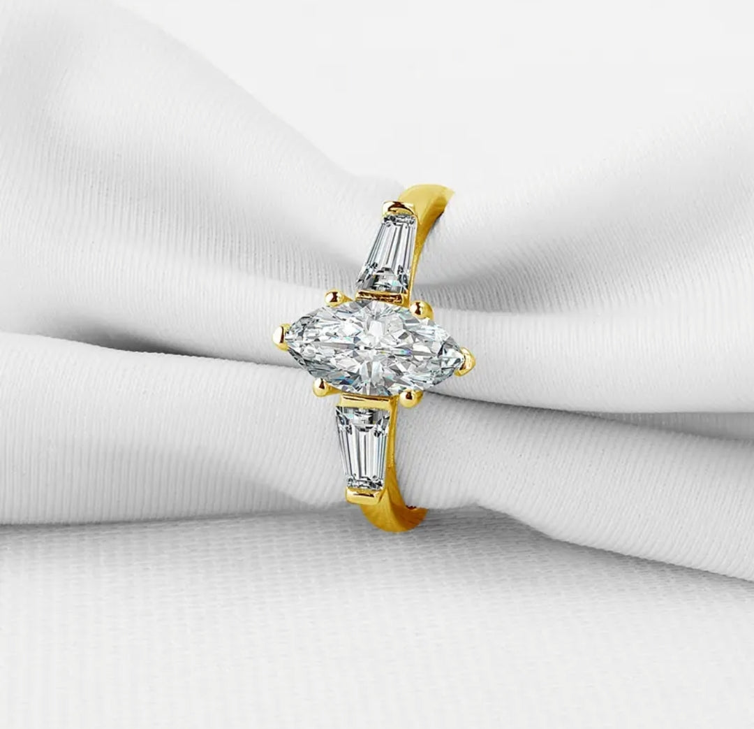 10k gold ring with 1ct brilliant moissanite