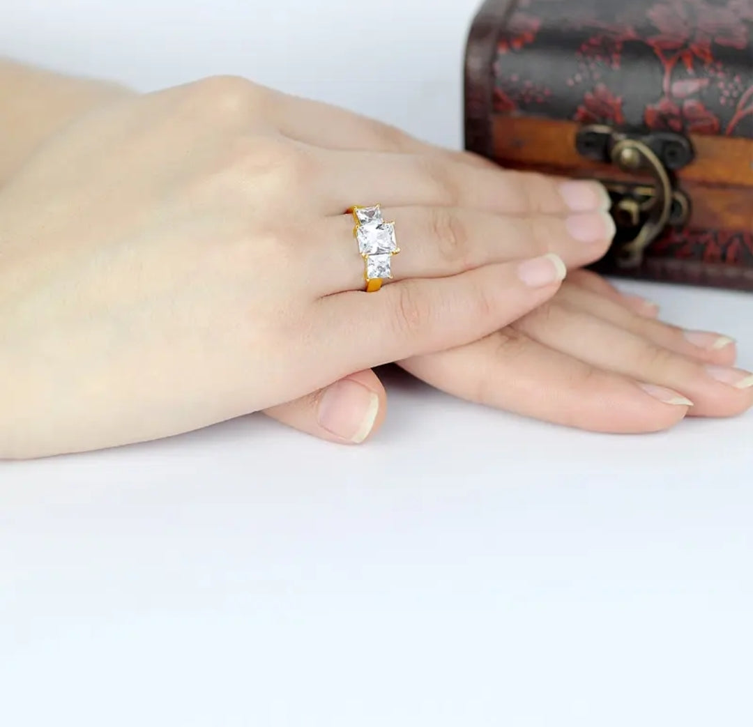 Solid gold 2ct multi moissanite ring