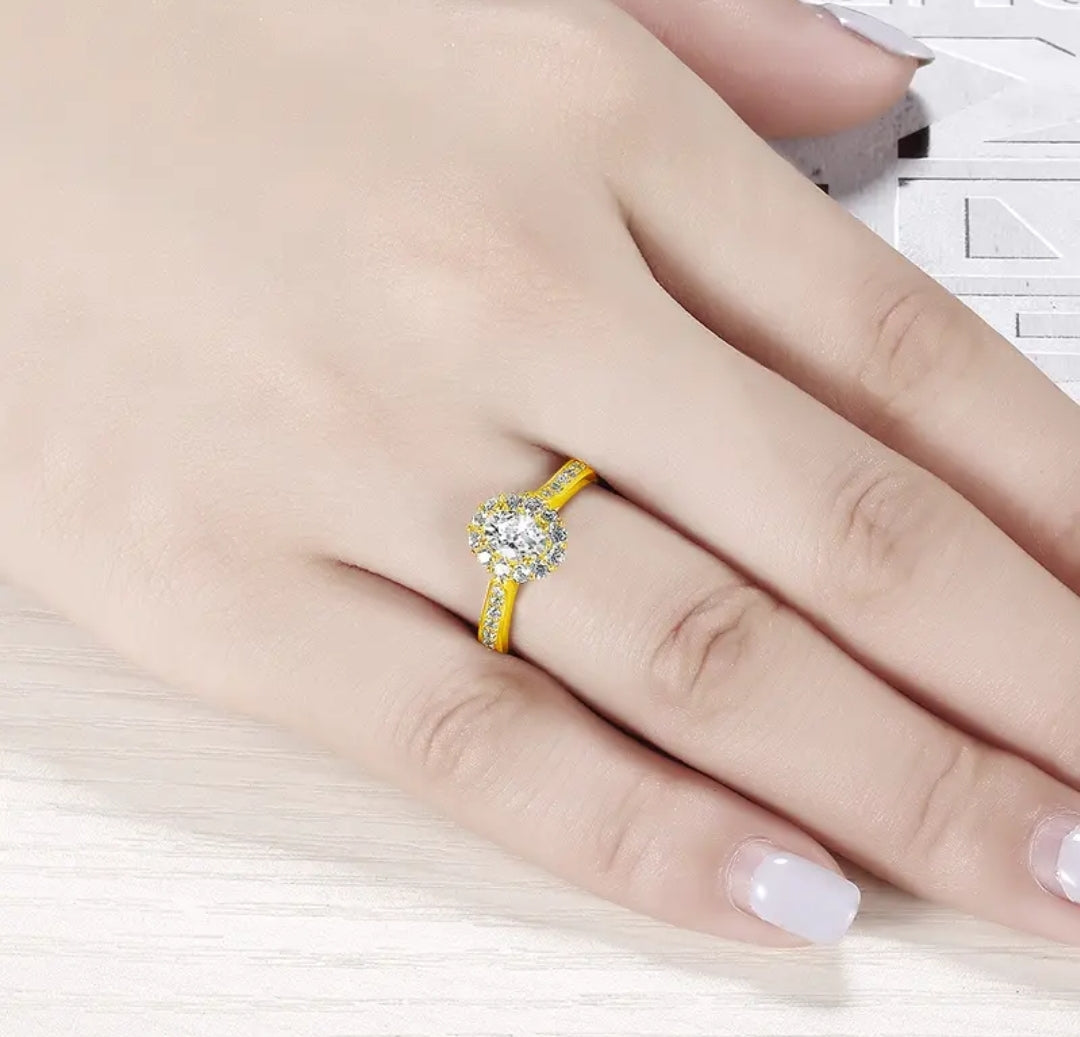Solid gold 0.5ct oval cut moissanite ring