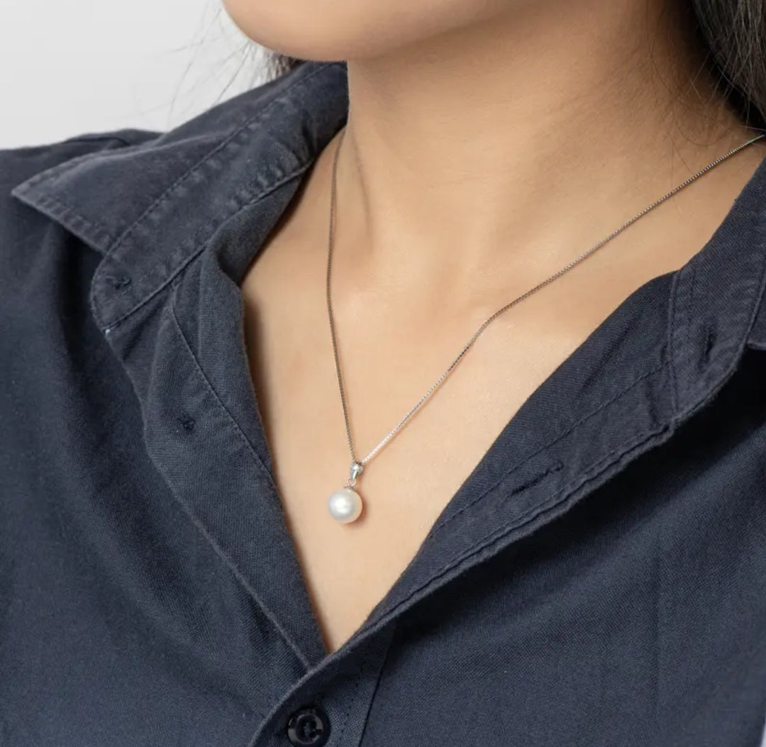 18k solid gold necklace with 9-10mm pearl