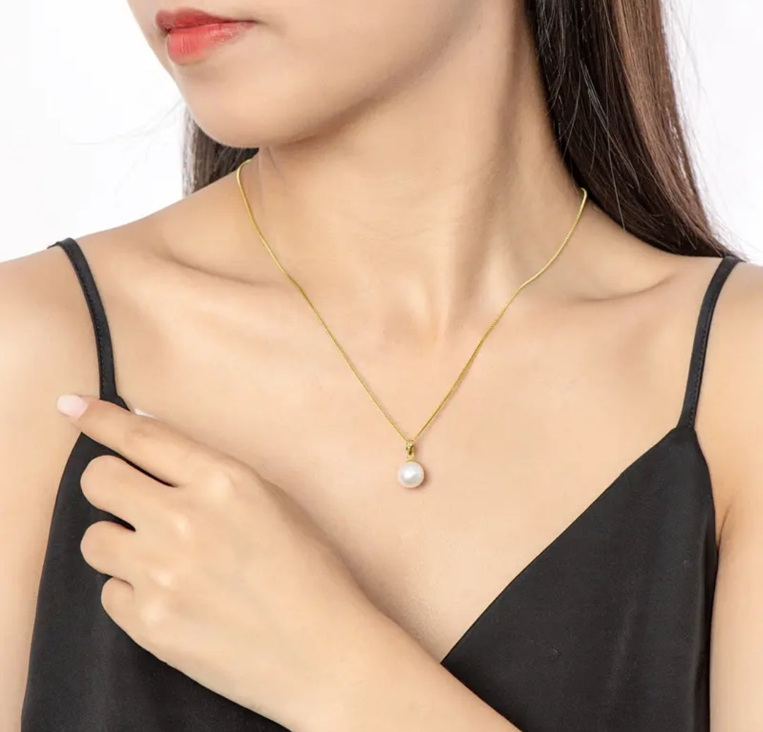 18k solid gold necklace with 9-10mm pearl