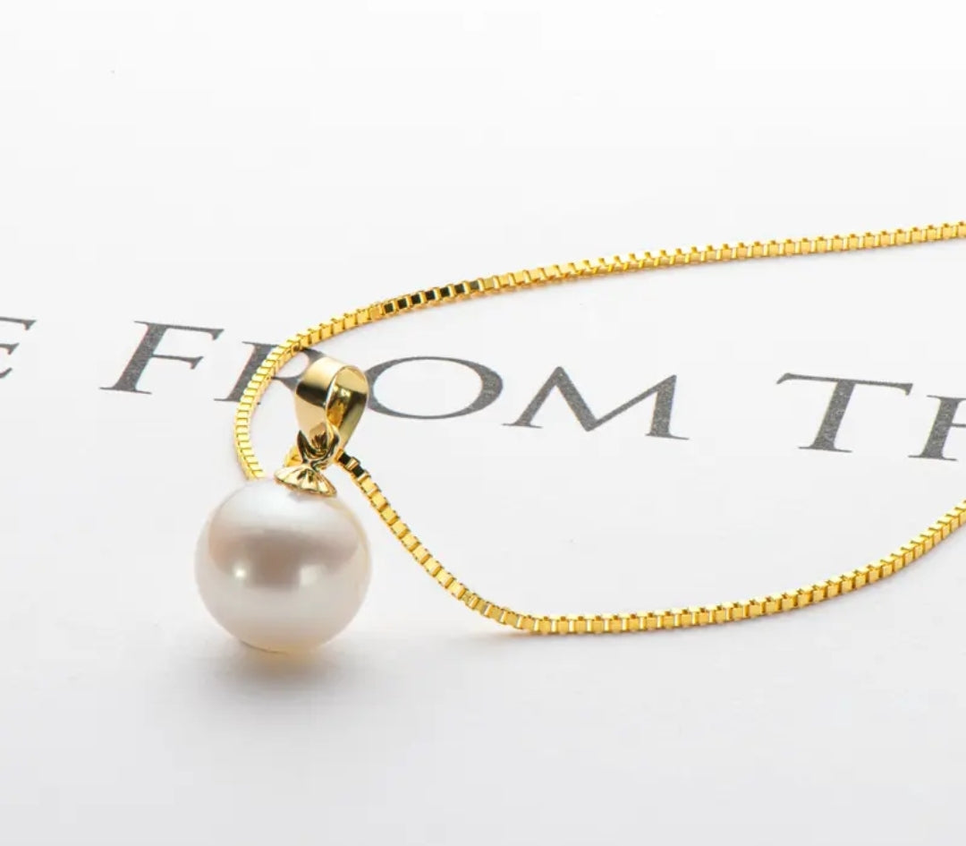 18k solid gold necklace with 9-10mm pearl