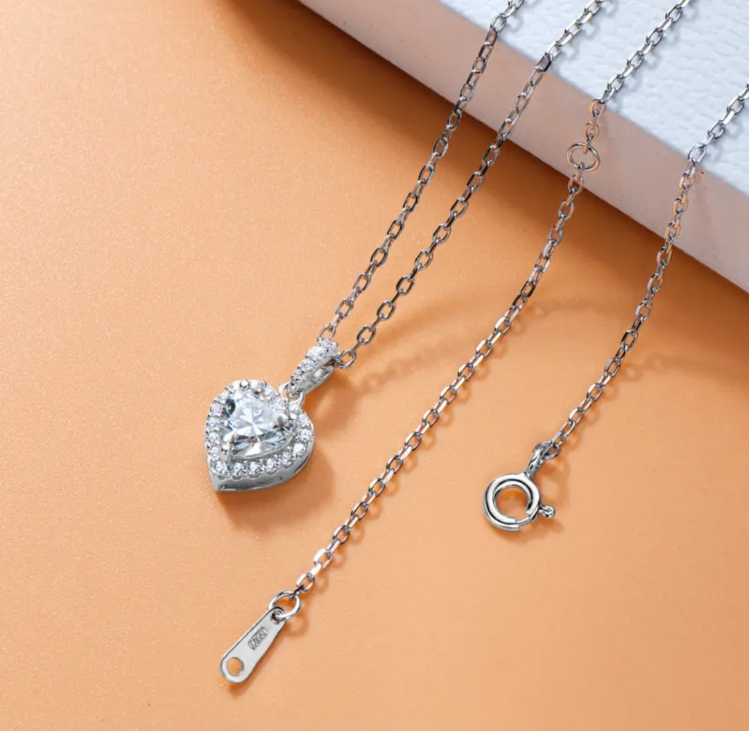 1ct heart shape Moissanite pendant necklace