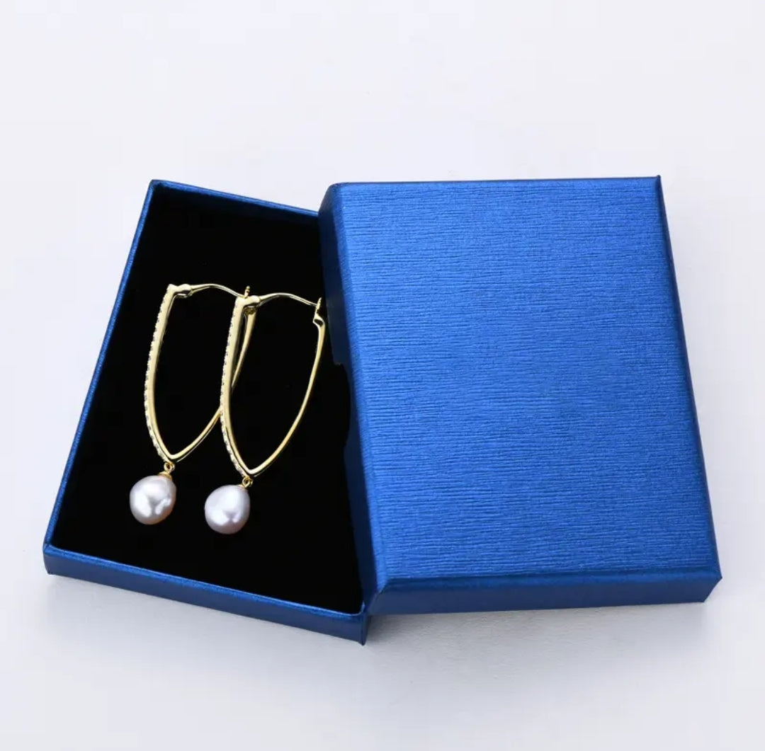 10mm white baroque pearl earrings