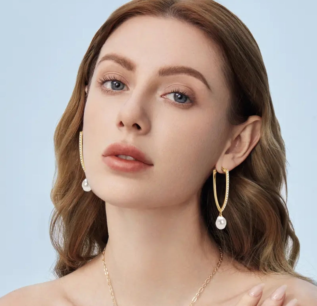 10mm white baroque pearl earrings
