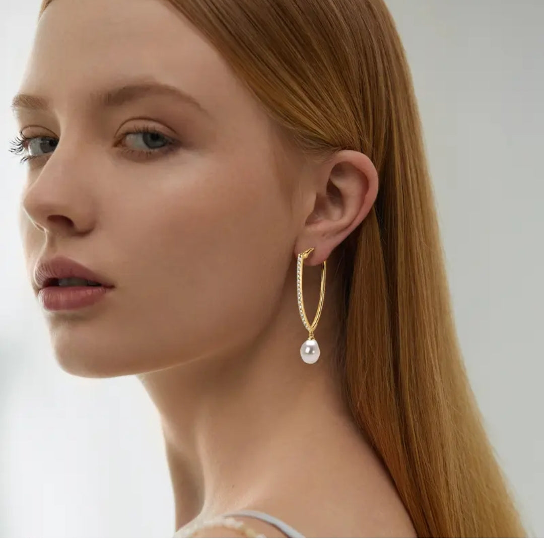 10mm white baroque pearl earrings
