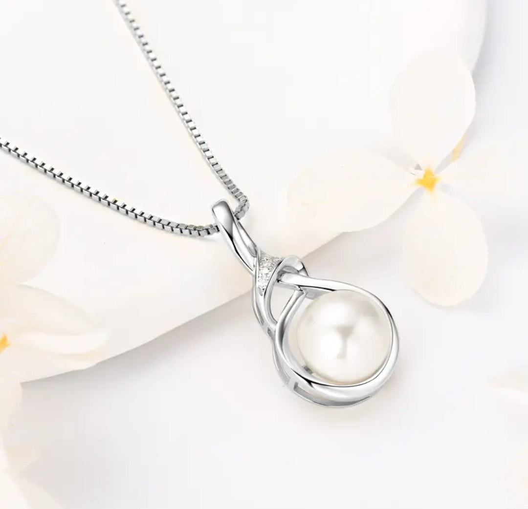 10mm pearl and 1mm multimoissanite pendant necklace