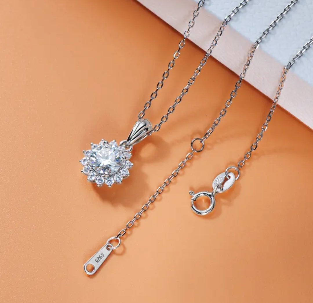 1ct flower shape Moissanite pendant necklace