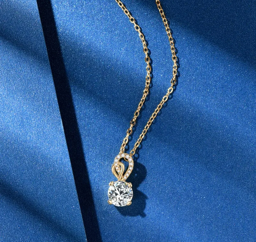 1ct twisted Moissanite pendant necklace