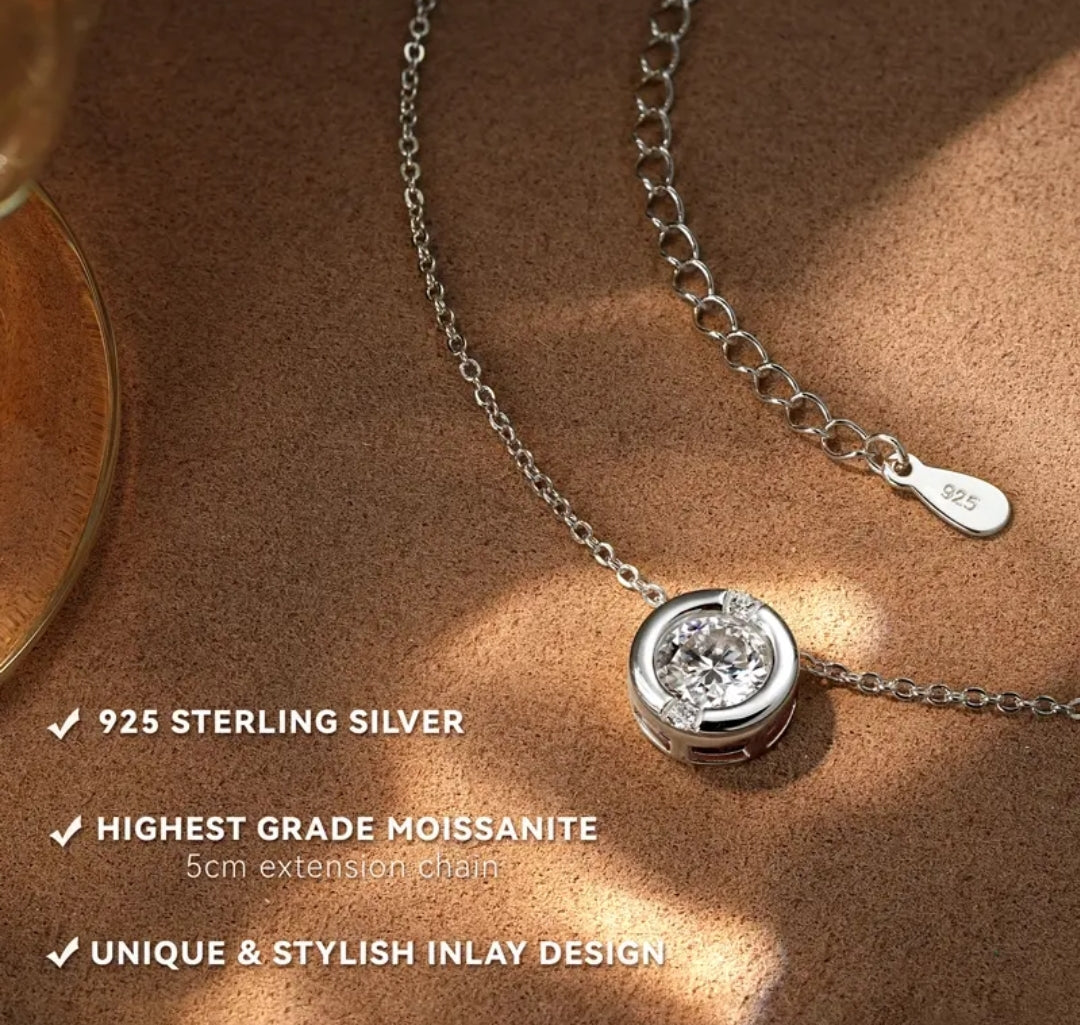 1ct 6.5mm round Moissanite pendant necklace
