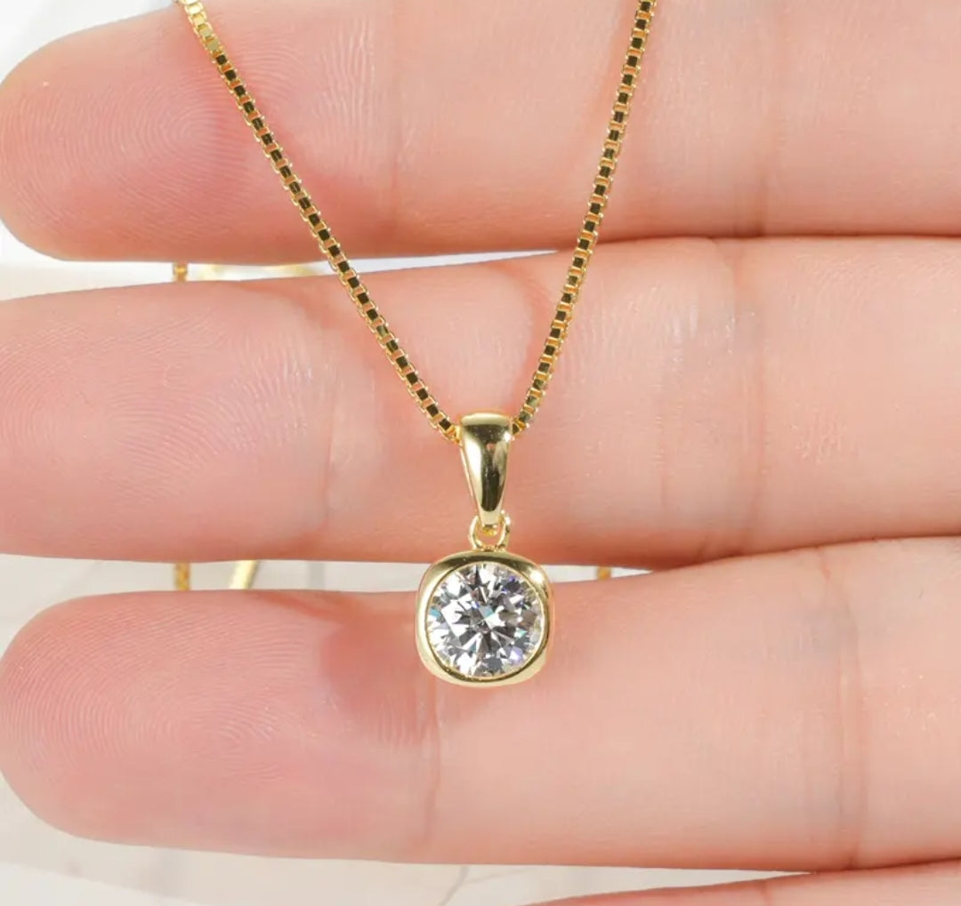 1ct square Moissanite pendant necklace
