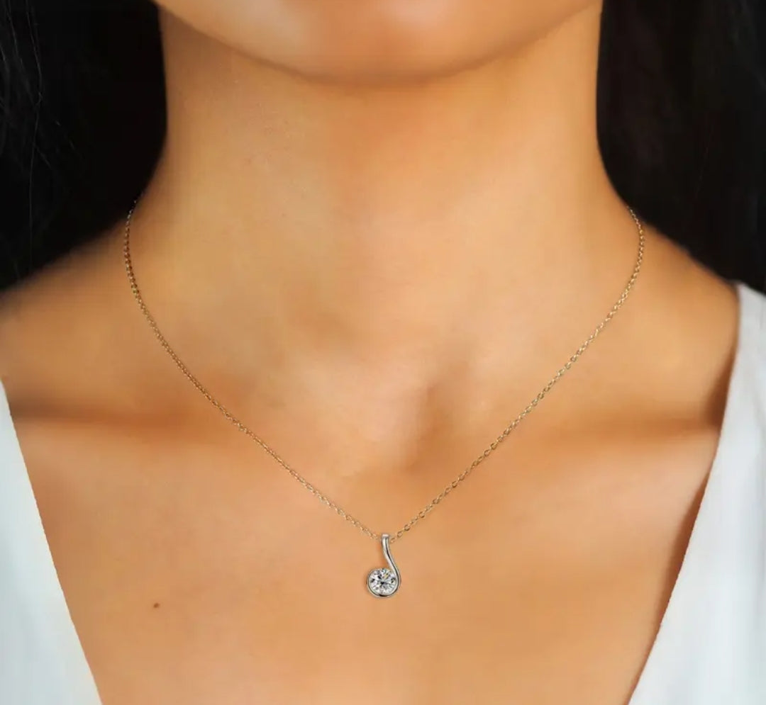 1ct tear drop Moissanite pendant necklace