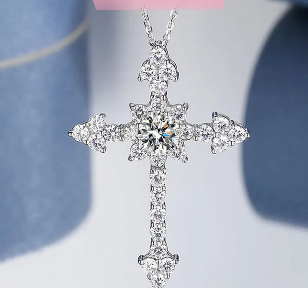 5mm cross Moissanite pendant necklace