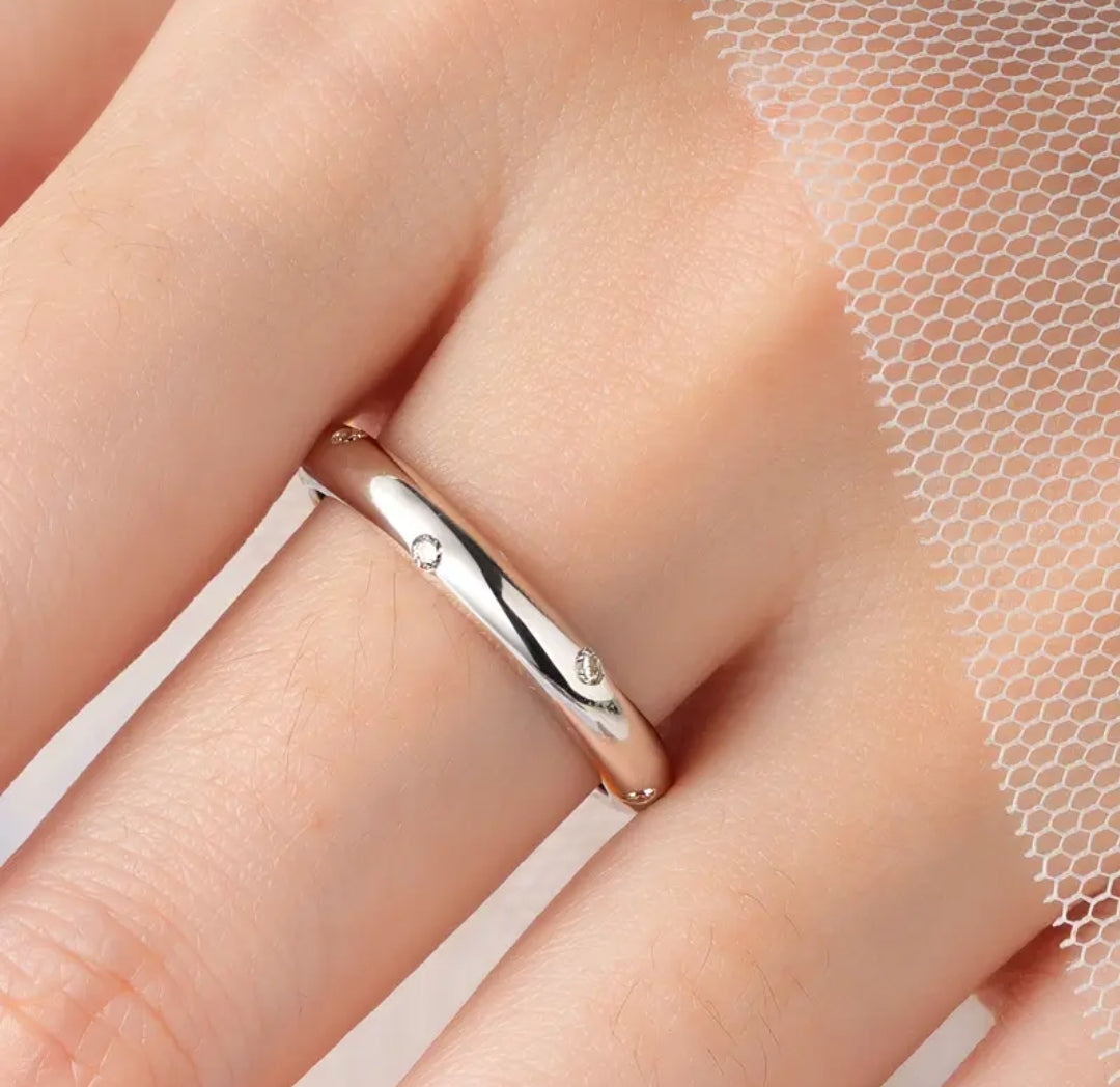 1.6mm moissanite engagement ring