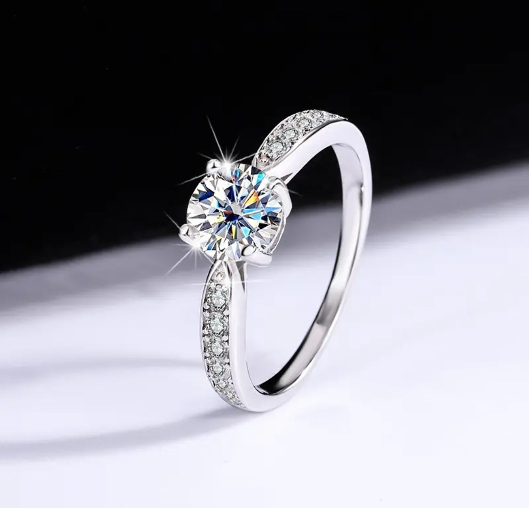 1ct unique moissanite engagement ring