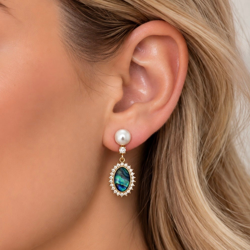 Freshwater Pearl Earrings.