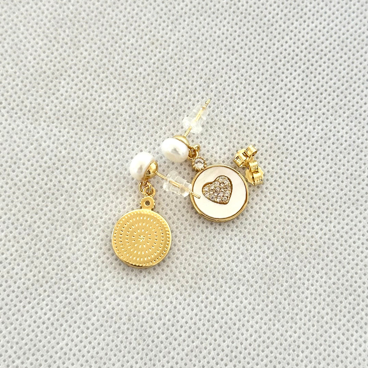 Freshwater Pearl Earrings.