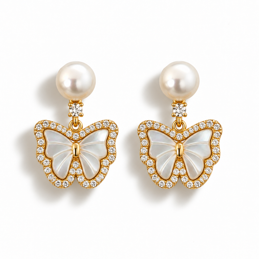 Freshwater Pearl Earrings.
