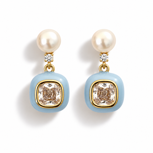 Freshwater Pearl Earrings.