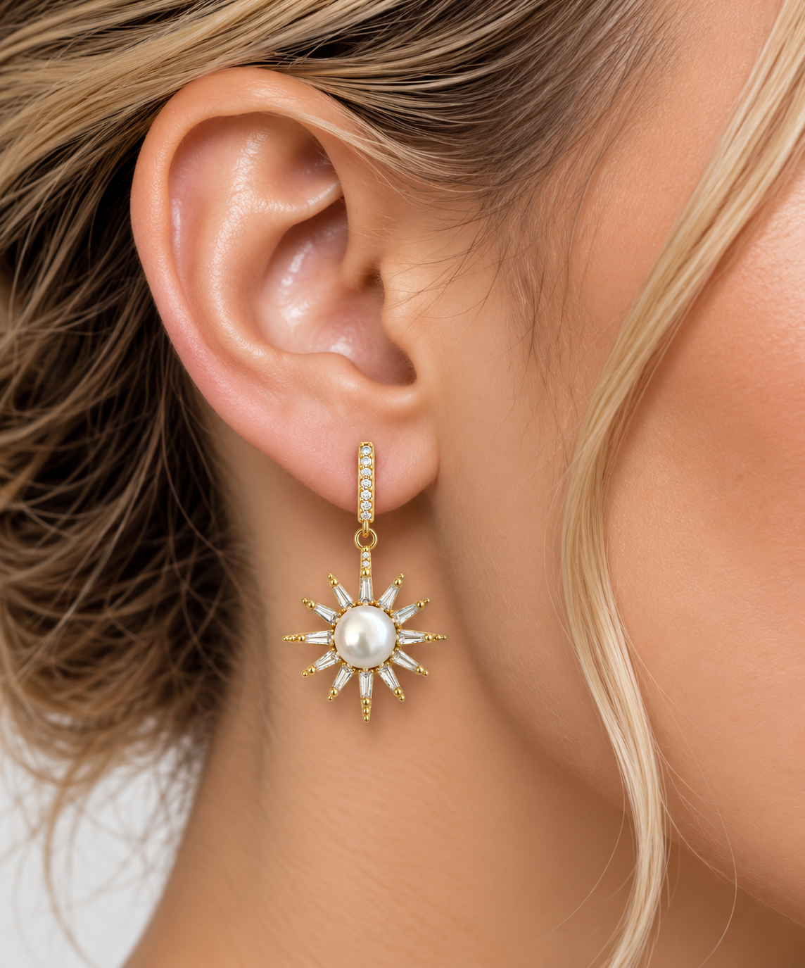 Freshwater Pearl Earrings.