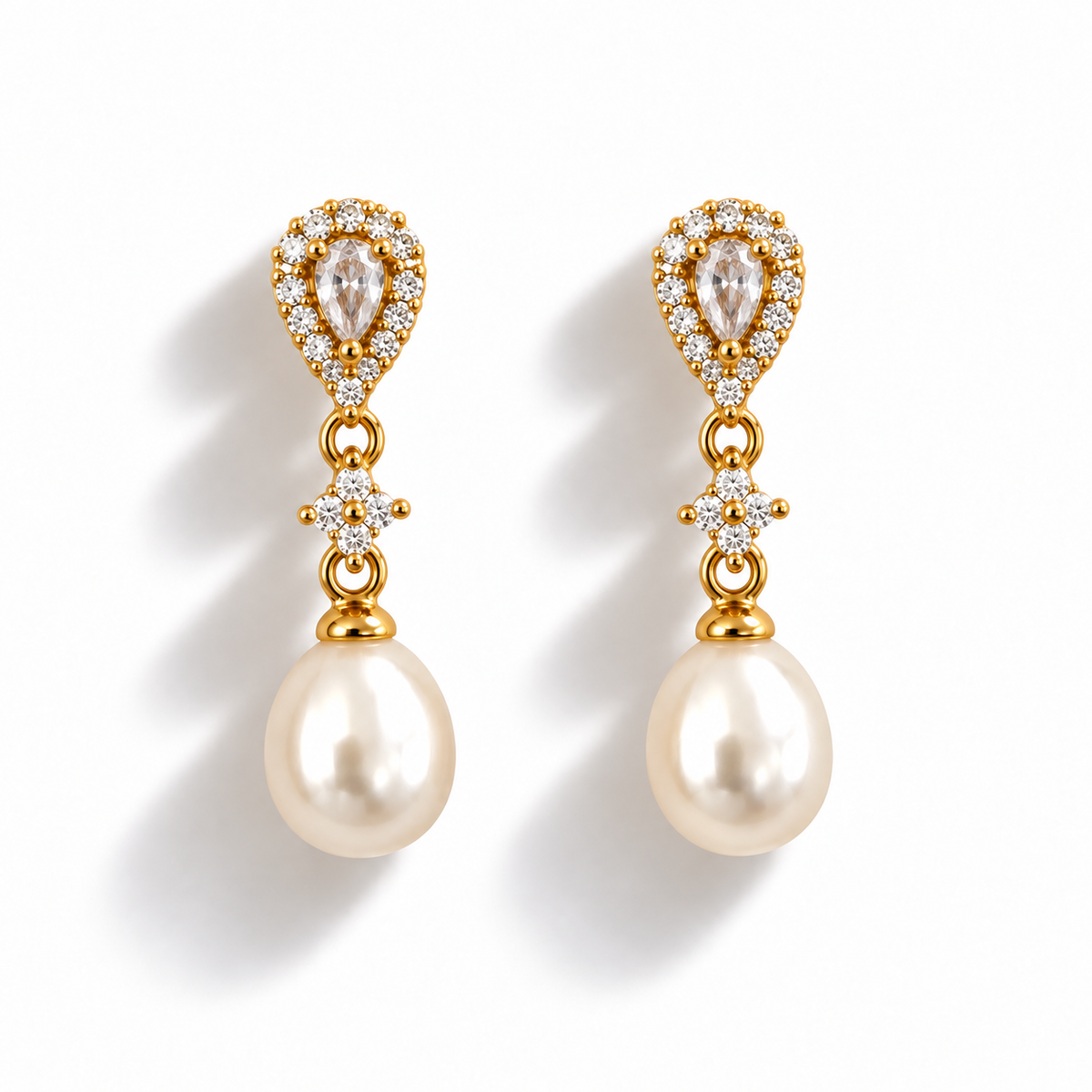 Freshwater Pearl Earrings.