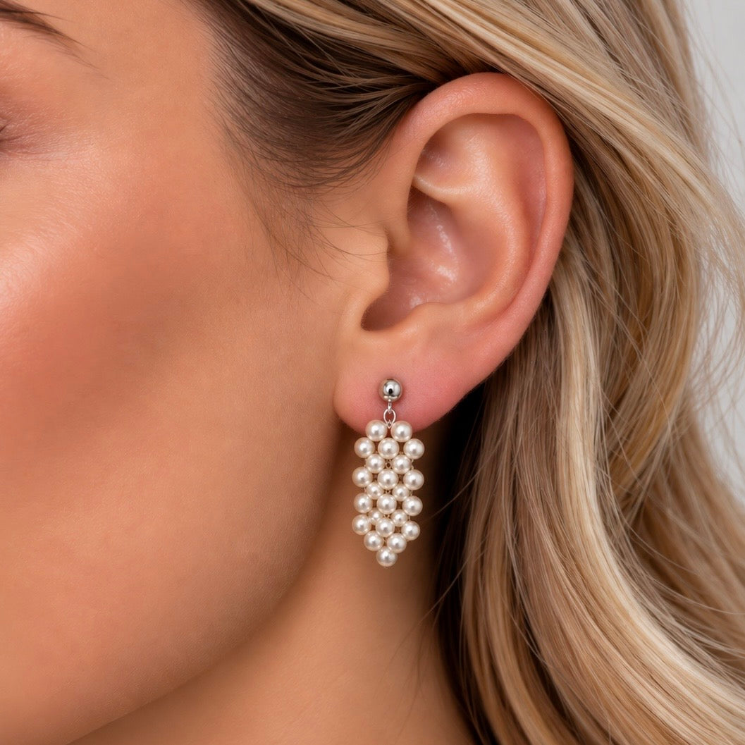 Freshwater Pearl Earrings.