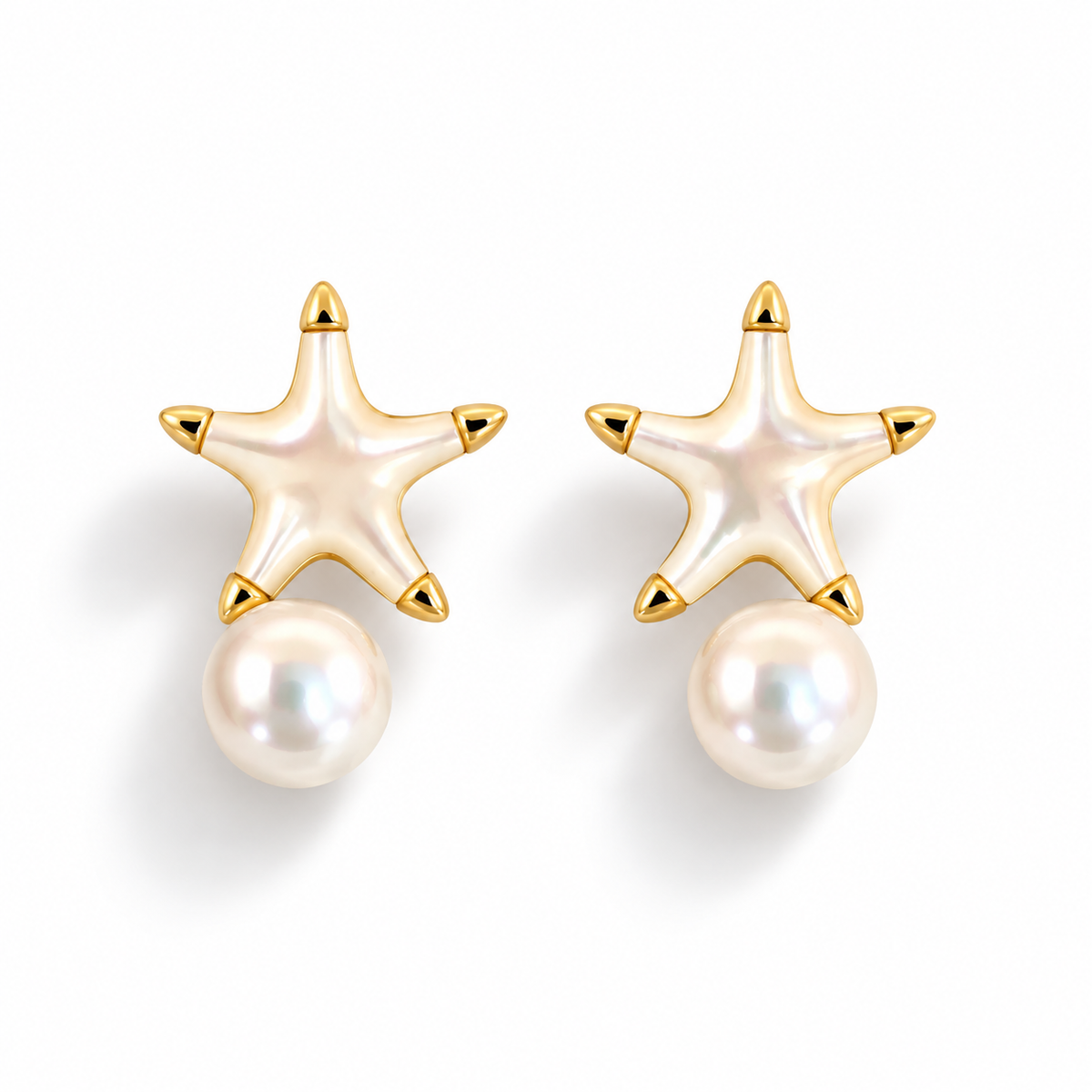 Freshwater Pearl Earrings.