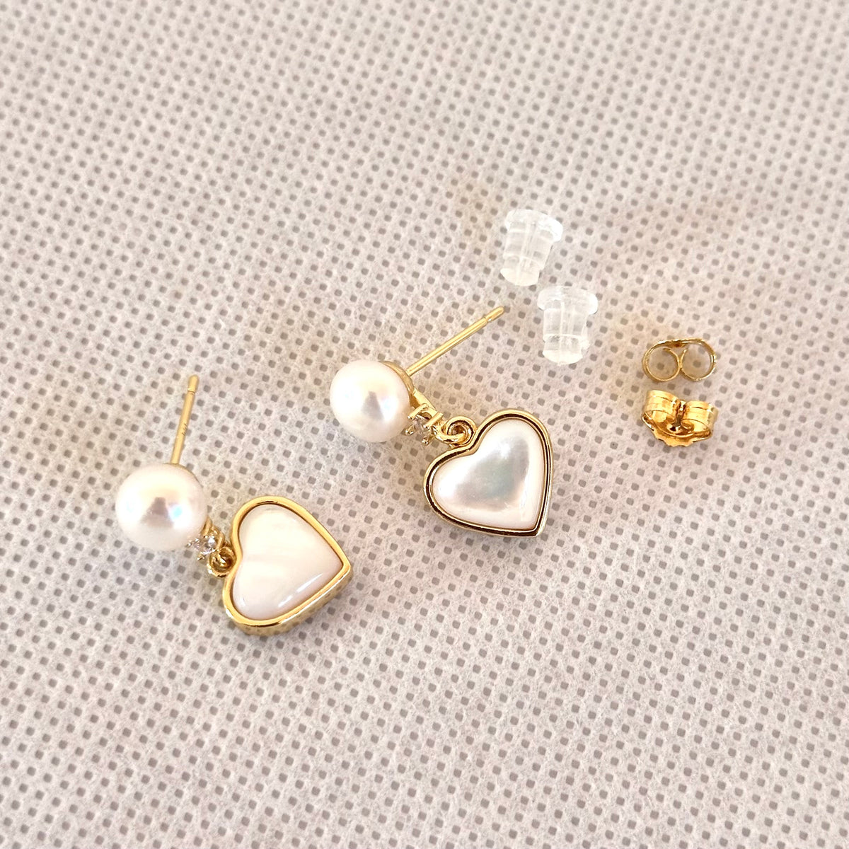 Freshwater Pearl Earrings.