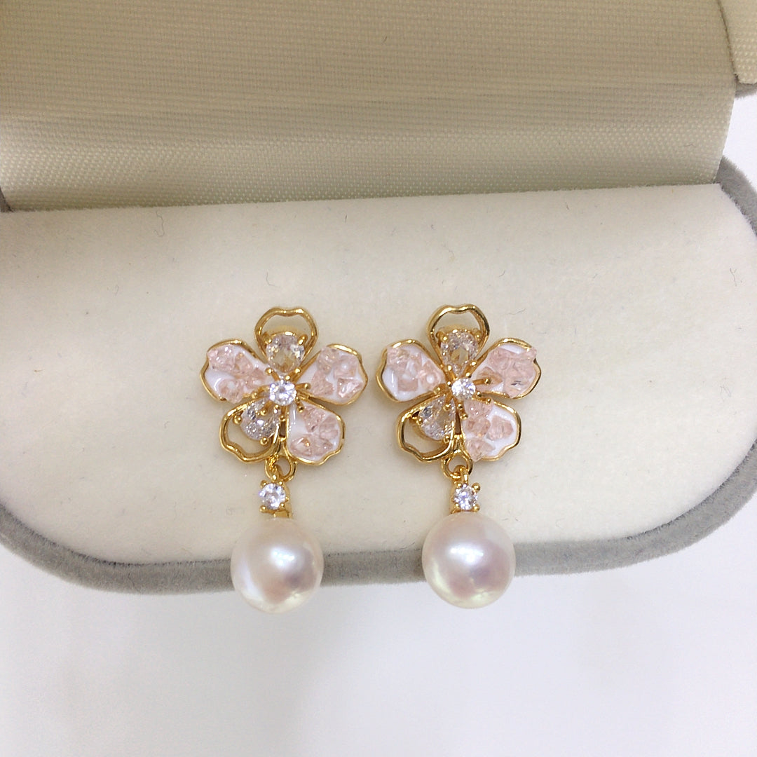 Handmade Natural Freshwater Pearl Earrings.