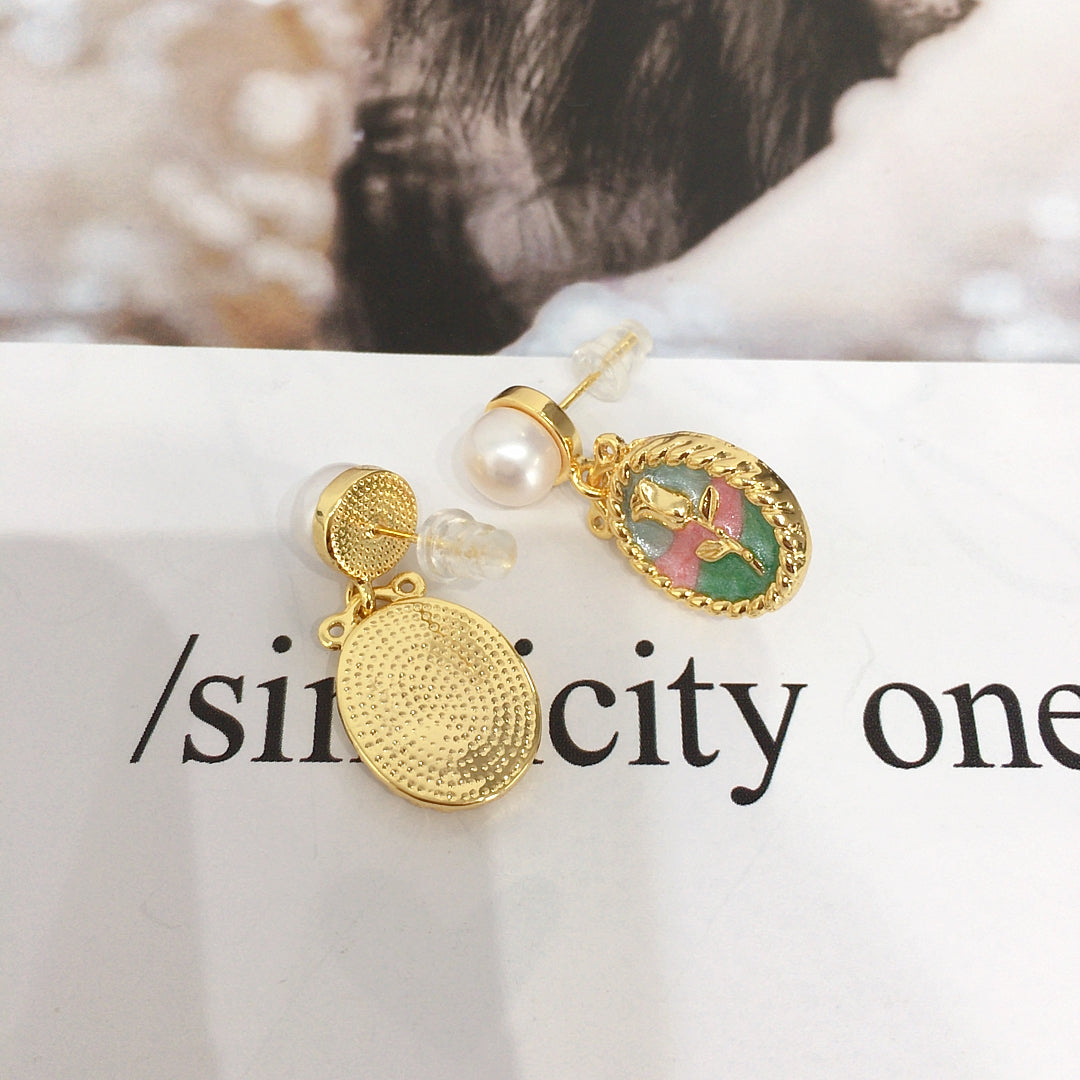 Handmade Natural Freshwater Pearl Earrings.