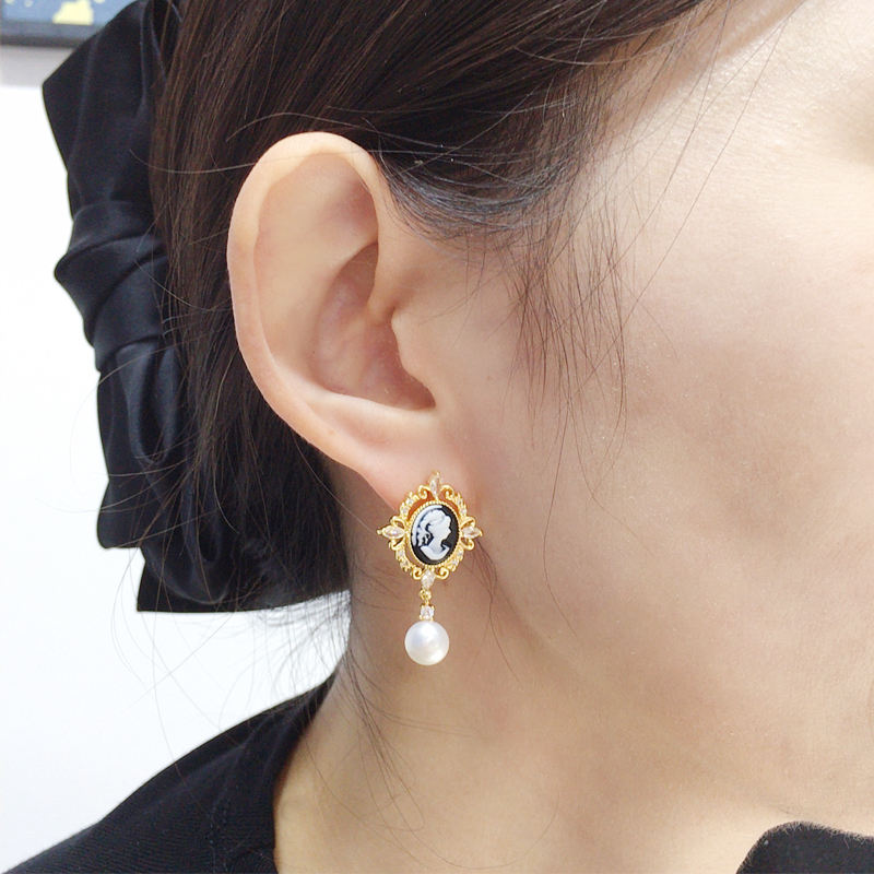 Handmade Natural Freshwater Pearl Earrings.