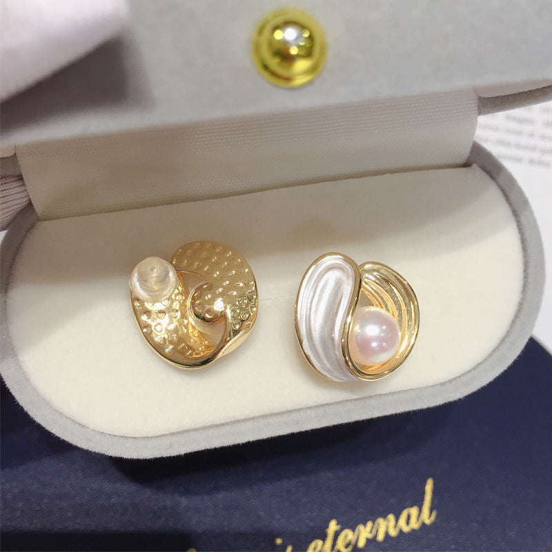 Handmade Natural Freshwater Pearl Earrings.