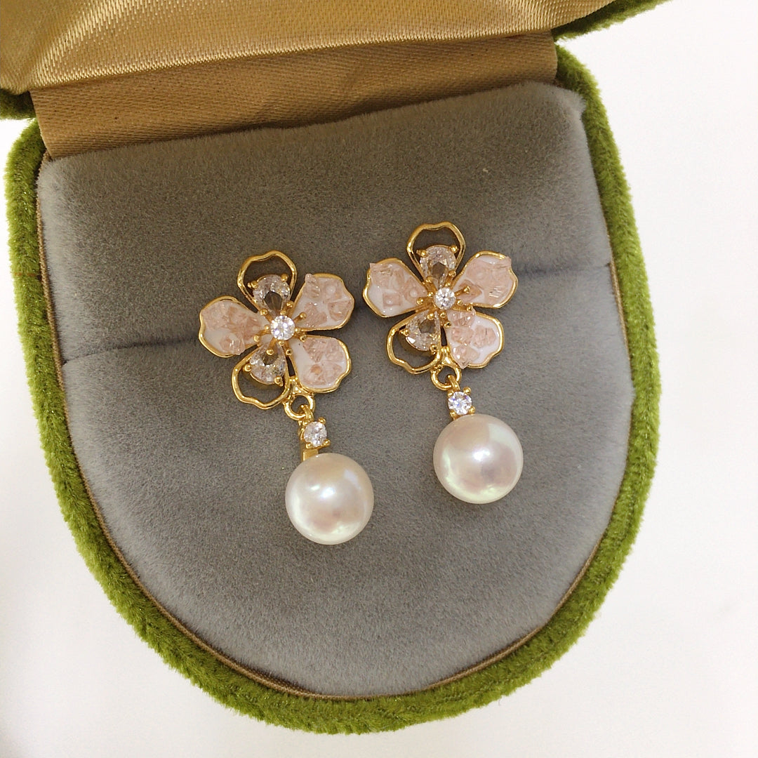 Handmade Natural Freshwater Pearl Earrings.