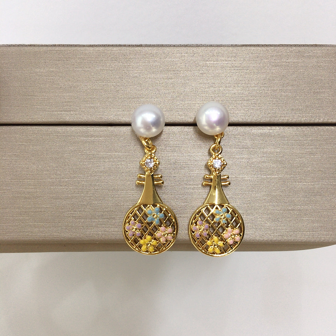 Handmade Natural Freshwater Pearl Earrings.